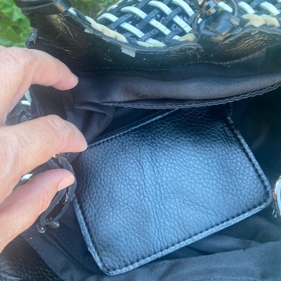 Black and White Woven Faux Leather Handbag - Picture 11 of 15